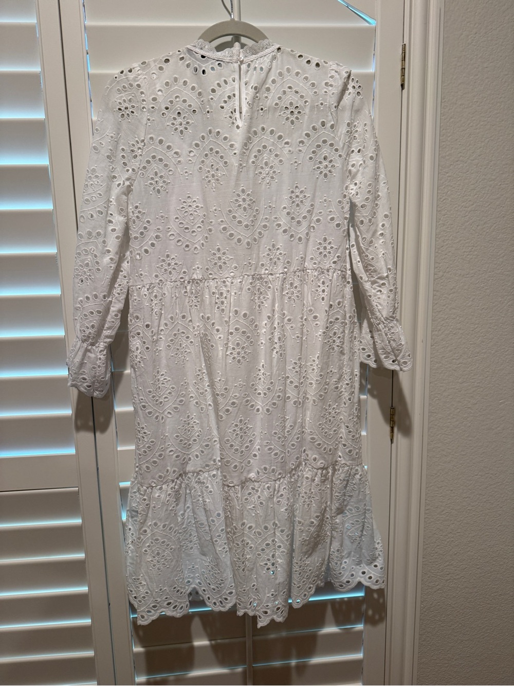 Banana Republic White Eyelet Tiered Long-Sleeve Dress